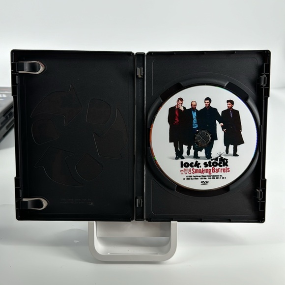 Lock, Stock And Two Smoking Barrels. Guy Ritchie. - Picture 4 of 4